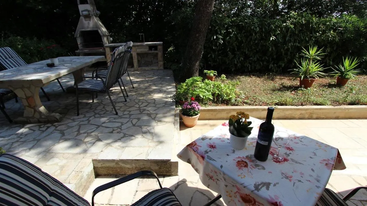 Apartments Darko Porat  Guest house Porat (Krk)