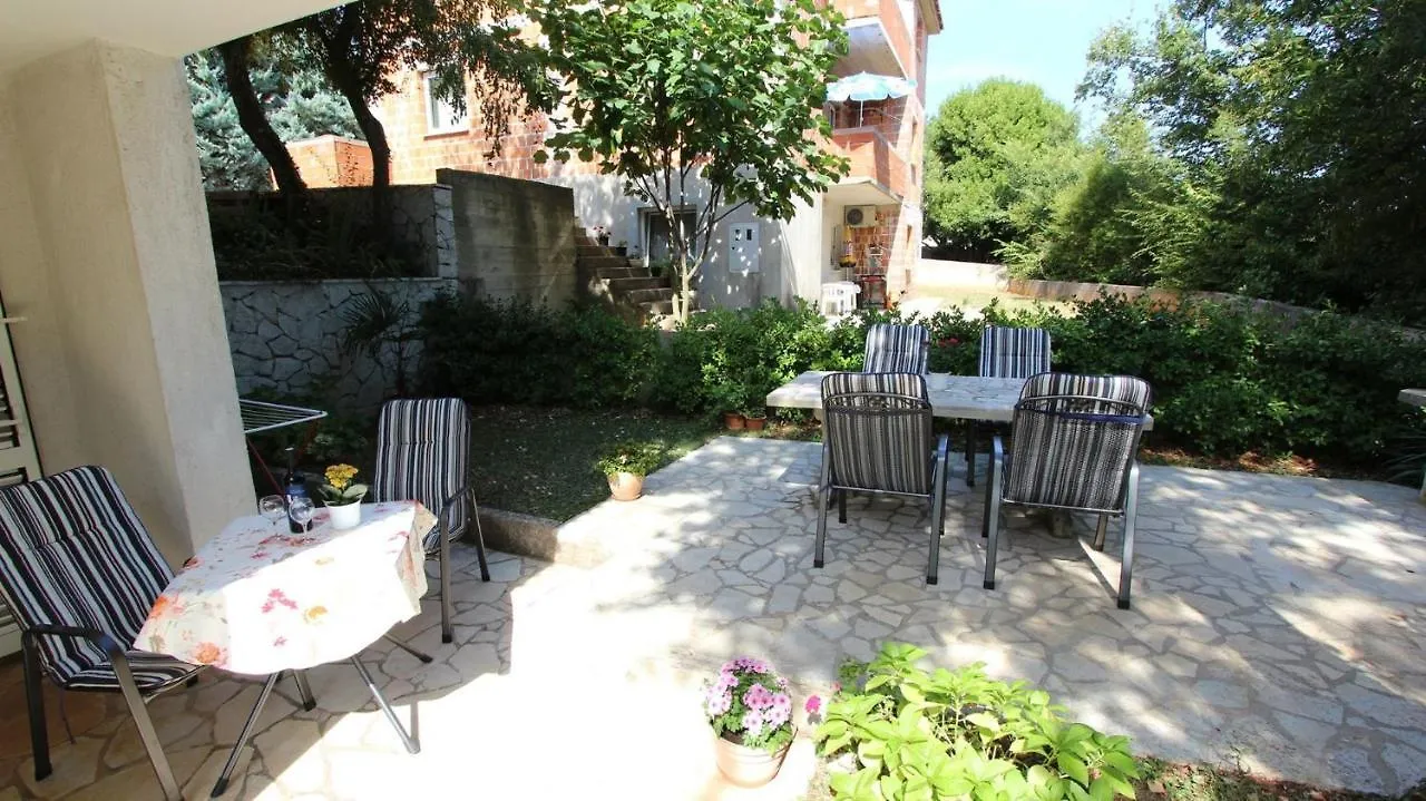 Apartments Darko Porat  Croatia