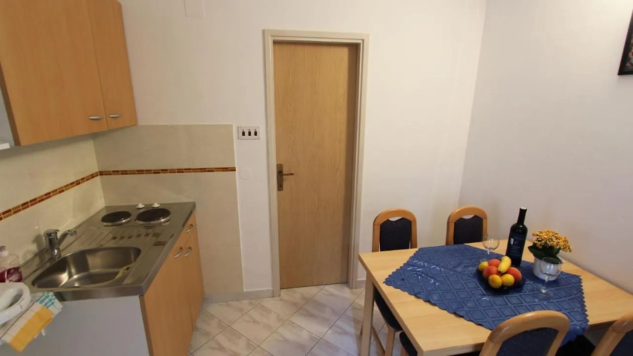 Apartments Darko Porat  Porat (Krk)